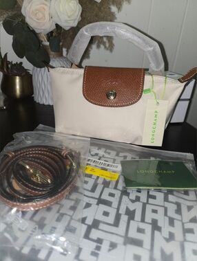Longchamp Cream Women's Bag